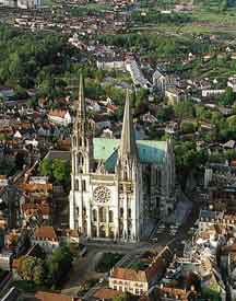 la cathédrale vue d'avion