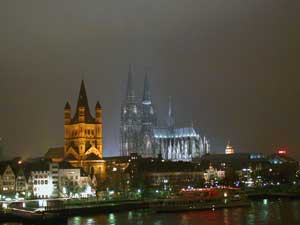 Vue de la cathédrale et de l'église Sankt Martin